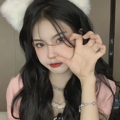 艳谍飘香